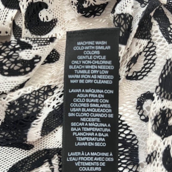 Travelers Collection by Chico’s Baroque Lace Fringe Top - Picture 6 of 8